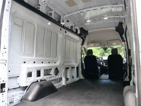 Used 2022 Ford Transit 350 148 High Roof AWD image 23