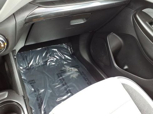 Used 2021 Chevrolet TrailBlazer LS FWD image 26