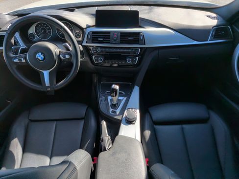 Used 2018 BMW 330e w/ M Sport Package image 30