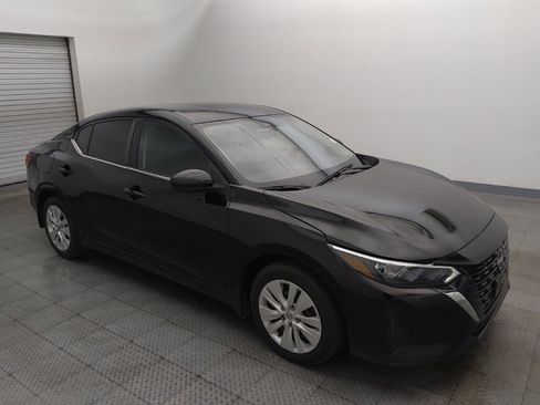 Used 2024 Nissan Sentra S FWD image 11