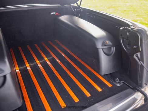 Used 2005 Chevrolet SSR w/ Preferred Equipment Group image 97