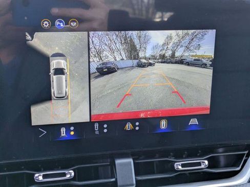 New 2026 Chevrolet Equinox LT w/ Safety and Technology Package AWD/4WD image 20