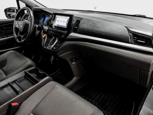 Used 2019 Honda Odyssey EX image 12