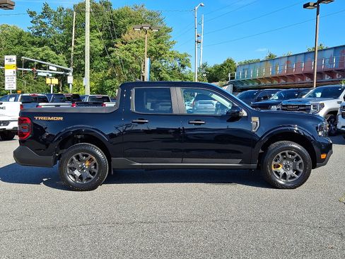 Used 2024 Ford Maverick Tremor w/ Tremor Off-Road Package AWD/4WD image 7