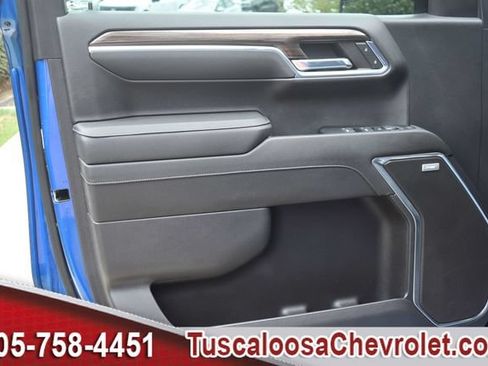Used 2023 Chevrolet Silverado 1500 RST AWD/4WD image 16