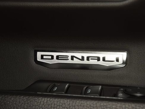 Used 2023 GMC Sierra 1500 Denali AWD/4WD image 53