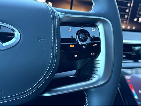 New 2026 INFINITI QX80 Autograph w/ Premium Cargo Package image 21