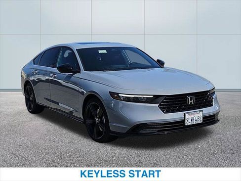 Used 2024 Honda Accord Sport image 4