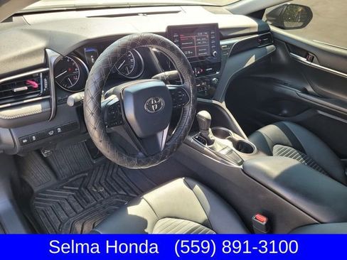 Used 2023 Toyota Camry SE FWD image 7