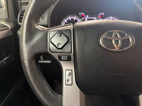Used 2020 Toyota 4Runner Limited RWD image 17