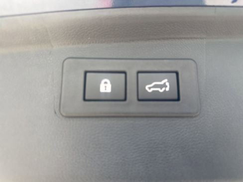 Used 2021 Subaru Outback Limited image 18