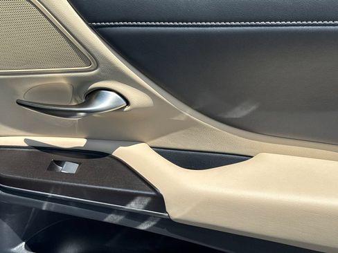 Used 2019 Lexus ES 350 w/ Premium Package FWD image 18
