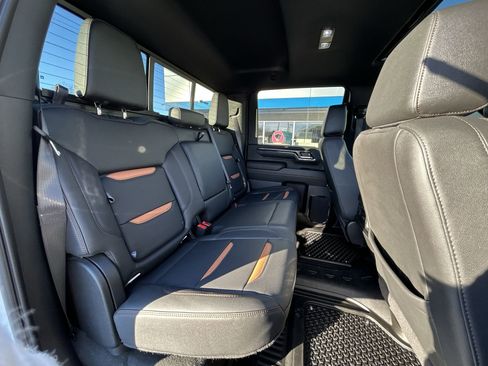 Used 2024 GMC Sierra 2500 AT4 w/ AT4 Premium Plus Package image 24