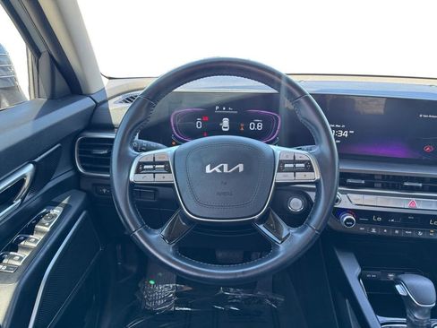 Used 2024 Kia Telluride LX FWD image 12