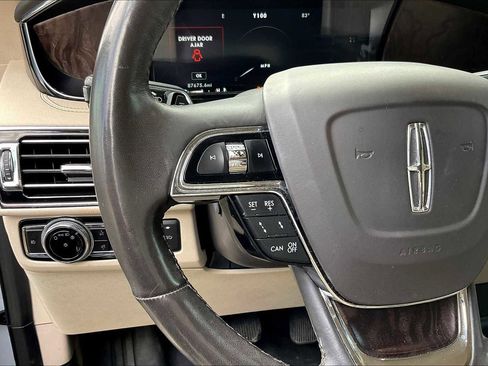Used 2021 Lincoln Navigator Reserve w/ Luxury Package image 22