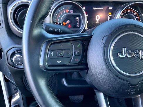 Used 2020 Jeep Gladiator Sport w/ Quick Order Package 24S image 22