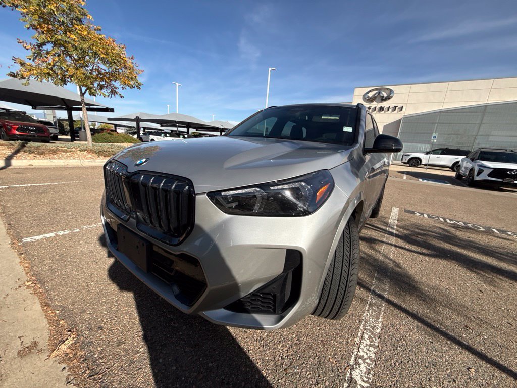 Used 2025 BMW X1 xDrive28i w/ Premium Package AWD/4WD image 2