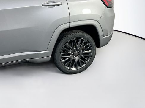 Used 2022 Jeep Compass High Altitude AWD/4WD image 30