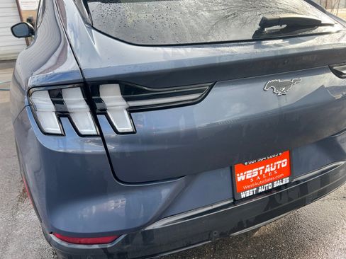 Used 2021 Ford Mustang Mach-E Premium image 30