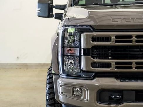 Used 2026 Ford F450 XLT w/ FX4 Off-Road Package image 4