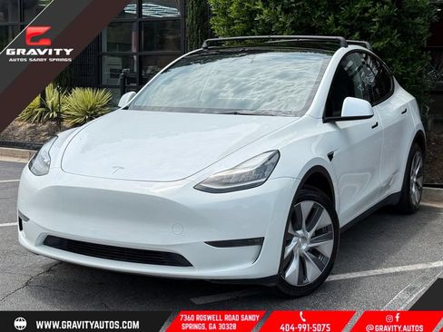 Used 2023 Tesla Model Y Long Range AWD/4WD image 1