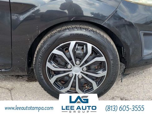 Used 2012 Ford Fiesta SE FWD image 10
