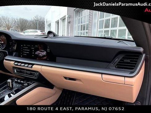 Used 2024 Porsche 911 Carrera image 14