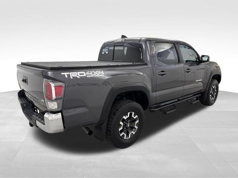 Used 2023 Toyota Tacoma TRD Off-Road AWD/4WD image 4