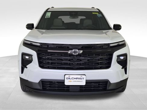New 2026 Chevrolet Traverse LT w/ Midnight/Sport Edition FWD image 2