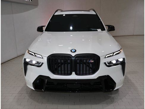 Used 2025 BMW X7 M60i w/ Executive Package AWD/4WD image 10