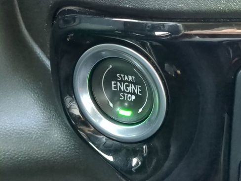 Used 2022 GMC Sierra 1500 Elevation image 28