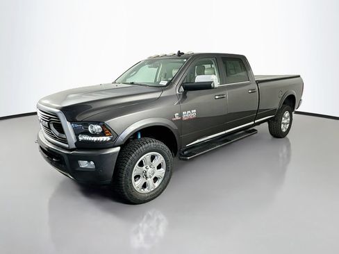 Used 2018 RAM 2500 Limited AWD/4WD image 3