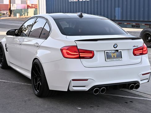 Used 2016 BMW M3 RWD image 4