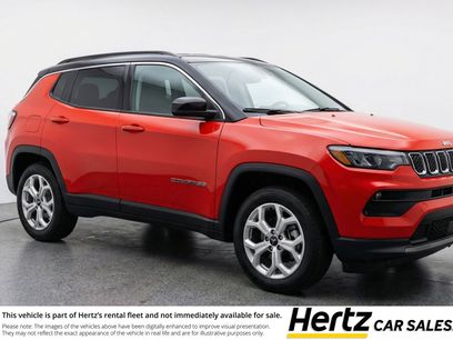 Used 2025 Jeep Compass Latitude