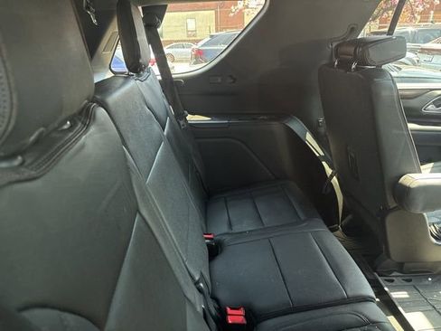 Used 2023 Chevrolet Tahoe High Country image 10