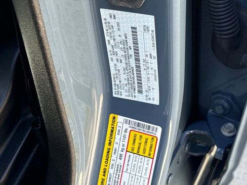 Used 2024 Ford Bronco Black Diamond image 16