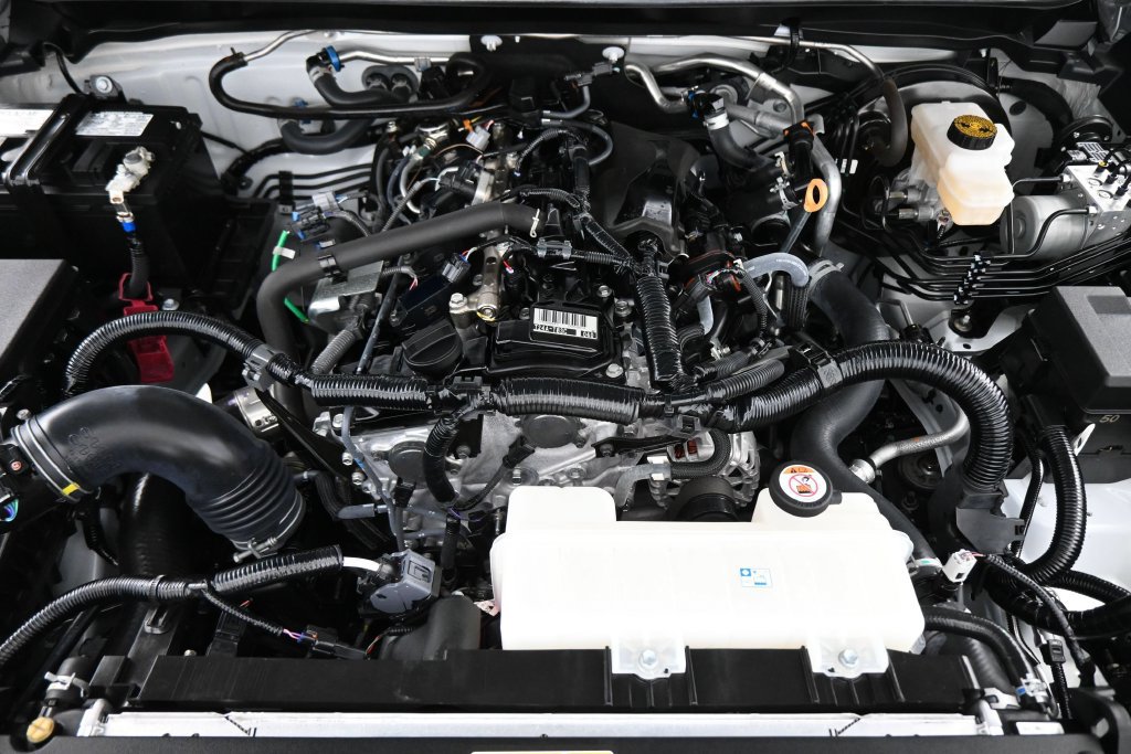 Used 2024 Toyota Tacoma SR5 AWD/4WD image 19