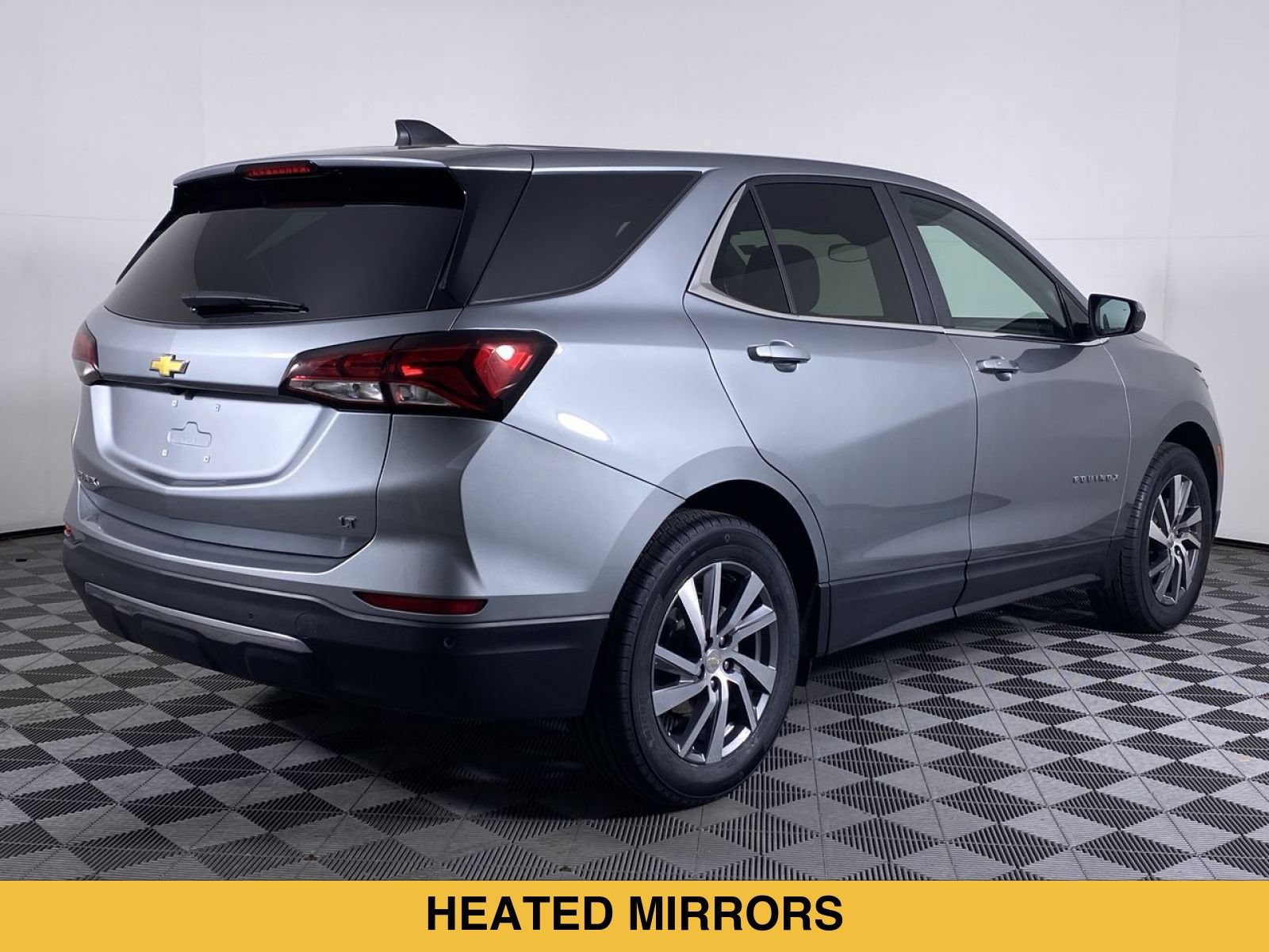 Certified 2024 Chevrolet Equinox LT FWD image 18