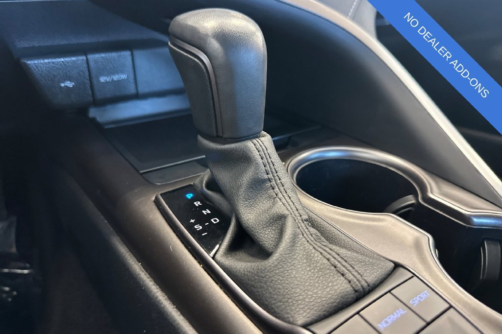 Used 2024 Toyota Camry SE FWD image 22