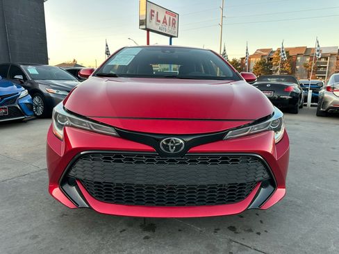 Used 2022 Toyota Corolla SE image 2
