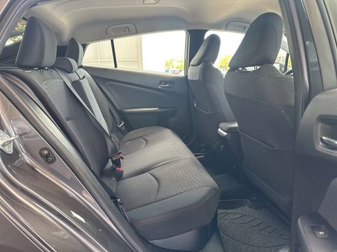 Used 2016 Toyota Prius Two FWD image 11