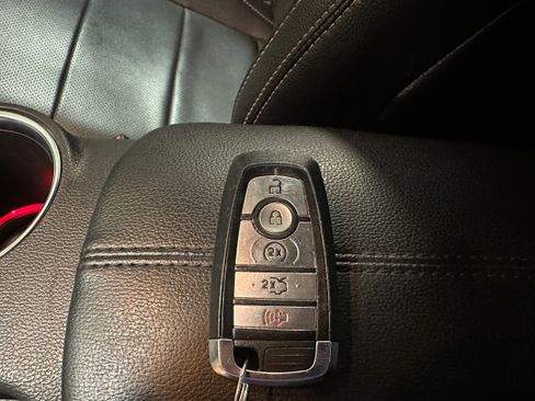 Certified 2023 Ford Mustang Premium image 28