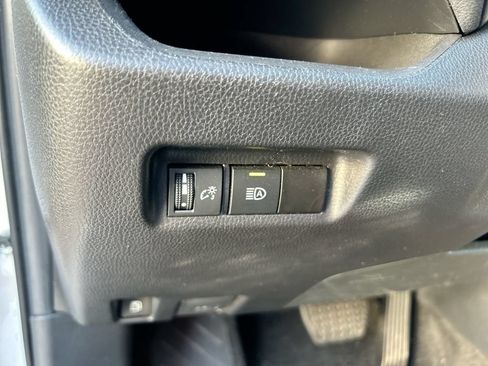 Used 2024 Toyota RAV4 LE AWD/4WD image 13