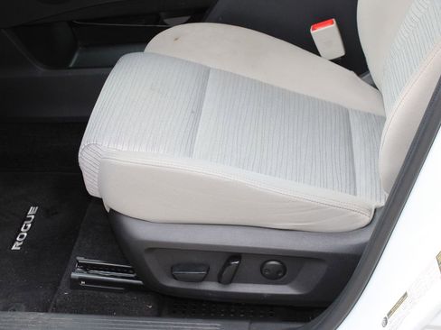 Used 2023 Nissan Rogue SV image 14