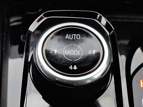 Used 2024 Chevrolet Colorado Trail Boss w/ Advanced Trailering Package AWD/4WD image 23