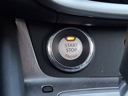 Certified 2024 Nissan Murano SV w/ SV Midnight Edition Package image 22