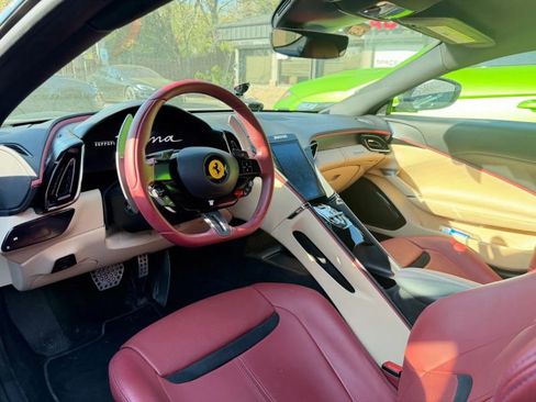 Used 2024 Ferrari Roma image 3