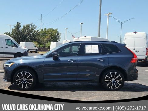 Certified 2024 Volvo XC60 B5 Plus w/ Protection Package Premier AWD/4WD image 3