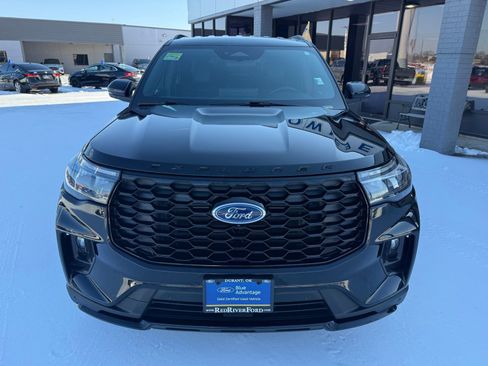 Certified 2025 Ford Explorer ST-Line image 2