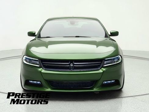 Used 2018 Dodge Charger SXT Plus w/ Quick Order Package 29J RWD image 2